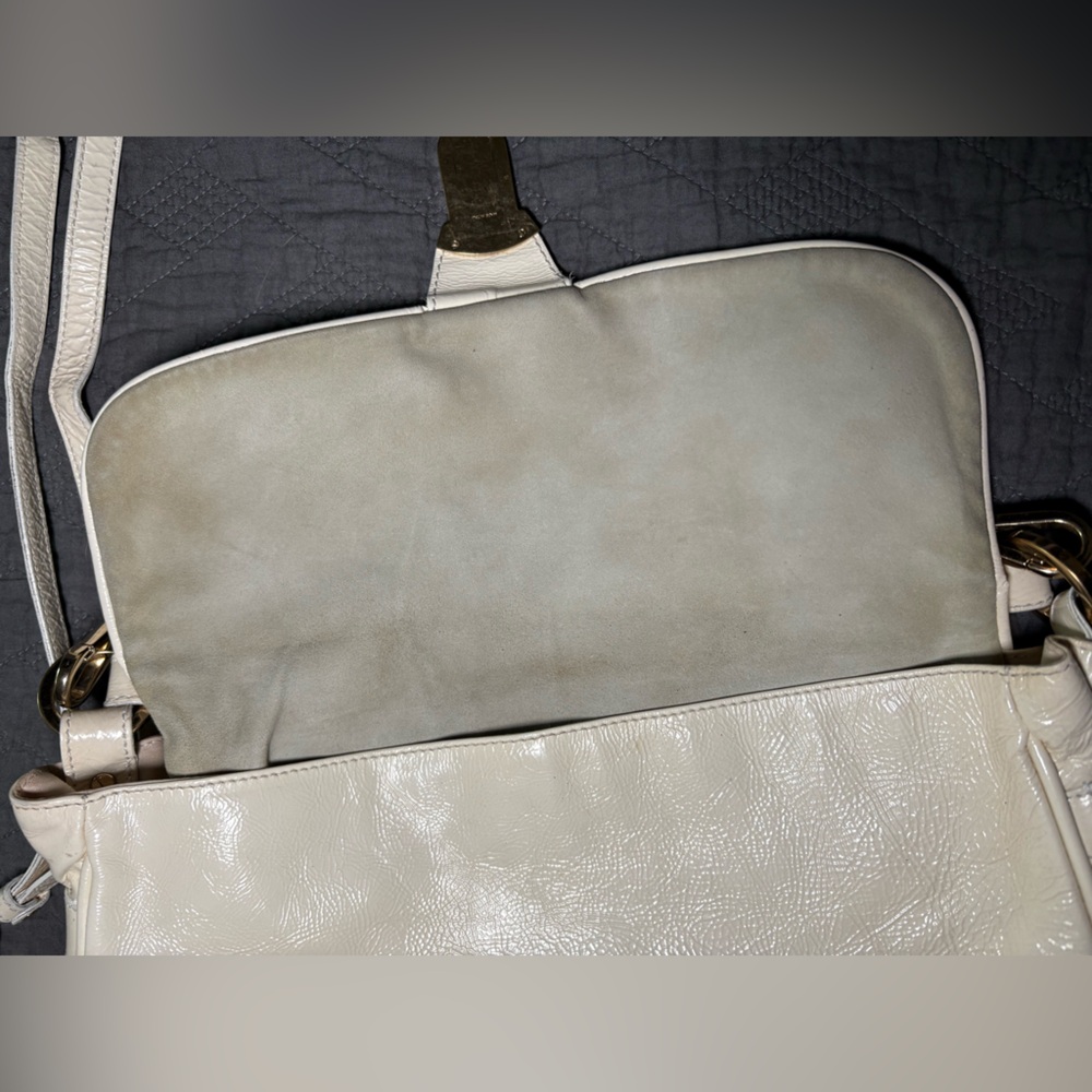 Authentic Fendi Patent Leather Cream Crossbody Bag with Adjustable Strap - Picture 11 of 15